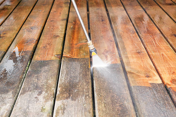 Garage Pressure Washing in Old Stine, CA